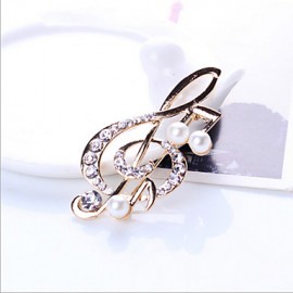 Lucky Doll Gold Plated Diamonade Zirconia Imitation Pearl Note Brooch