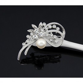 Women's Crystal Cute Flower Brooch for Wedding Party Decoration Scarf ,Fine Jewelry