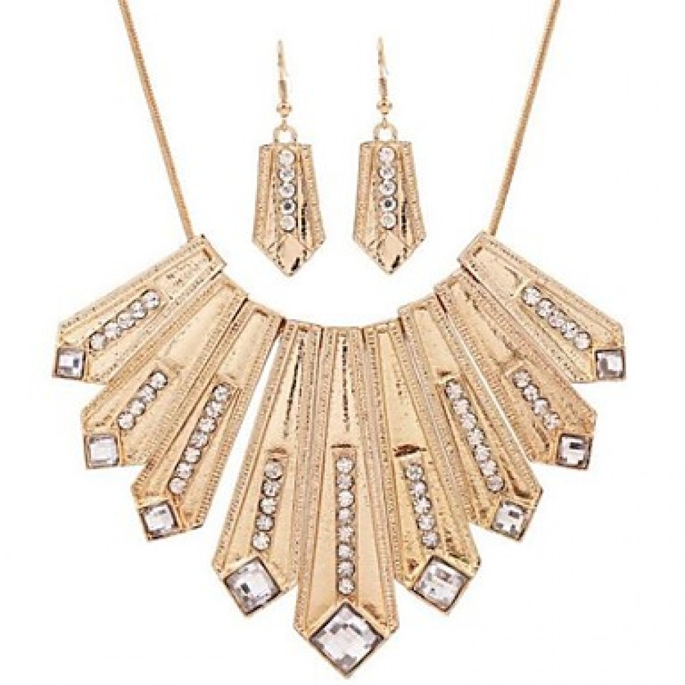 Women's Exaggerated Personality Diamond Tassel Alloy Necklace Set  