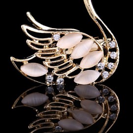 Women's Crystal Swan Animal Brooch for Wedding Party Decoration Scarf ,Fine Jewelry,Random Color