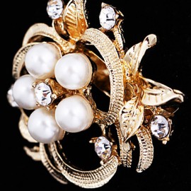 Women's Flower Brooch for Wedding Party Decoration Scarf ,Fine Jewelry,Random Color